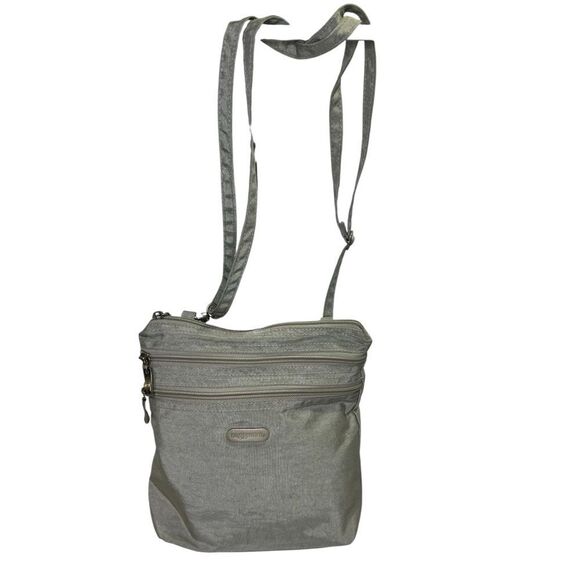 Baggallini Light Gray Crossbody Bag Lightweight NylonTravel Bag - Picture 1 of 13